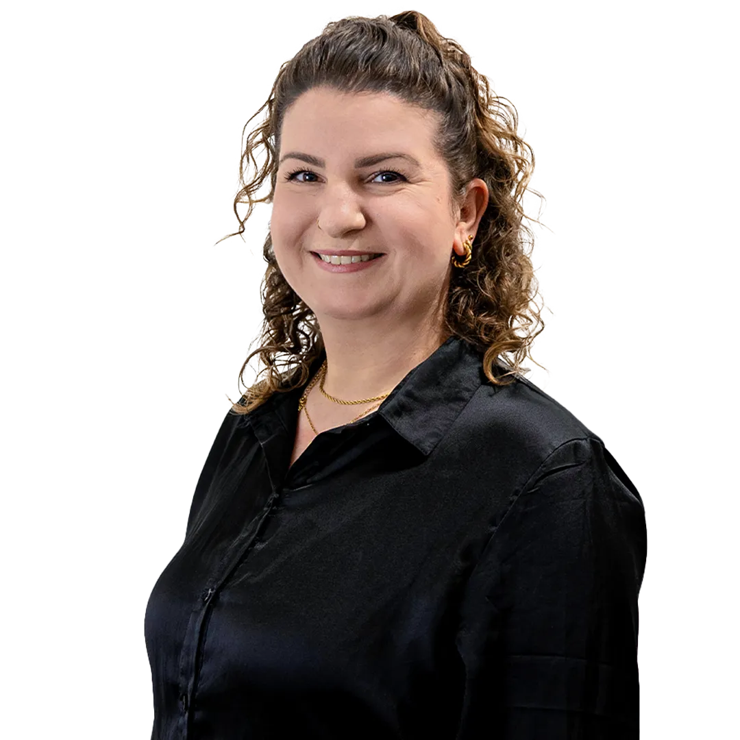 Friseurmeisterin Vanessa – Spezialistin für Curly Cuts bei Showtime Styling Moers.